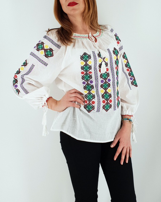 Ie Traditionala Aniela