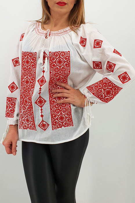 Ie Traditionala Alice